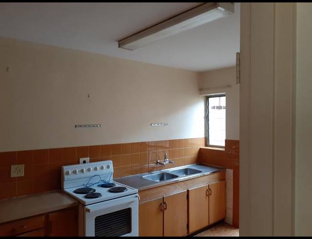 3 BEDROOM TOWNHOUSE FOR SALE IN SASOLBURG CENTRAL